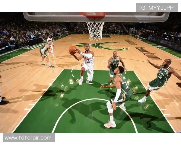 雄鹿大胜老鹰，字母哥砍下三双表现强势