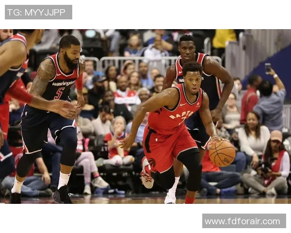 猛龙主场逆转魔术，洛瑞27分砍倒对手